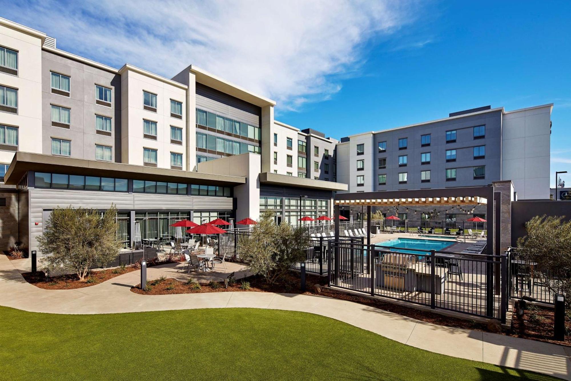 Hampton Inn Long Beach Airport, Ca Extérieur photo